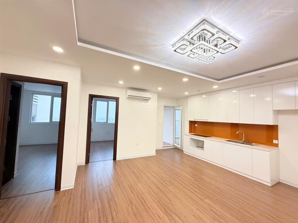 Cần bán căn 2pn2vs hướng đông nam tòa river view sông