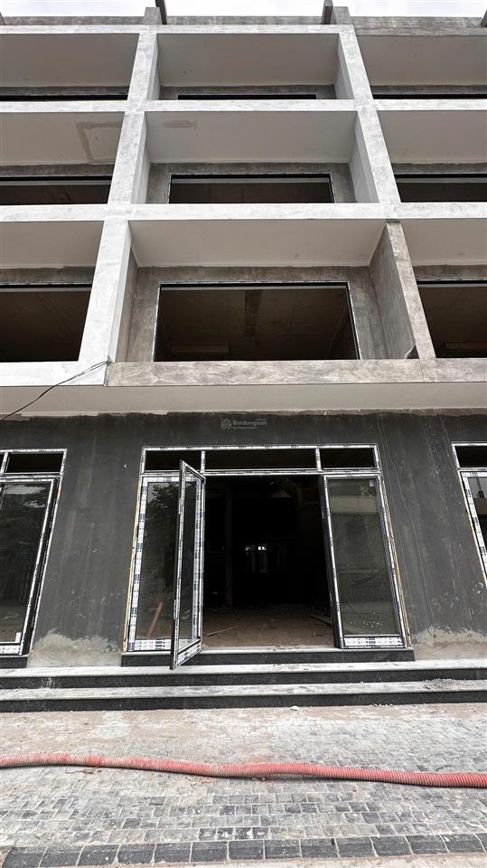 Căn shophouse 76,4m2 giá tốt nhất dự án hướng đông nam giá chỉ hơn 14 tỷ