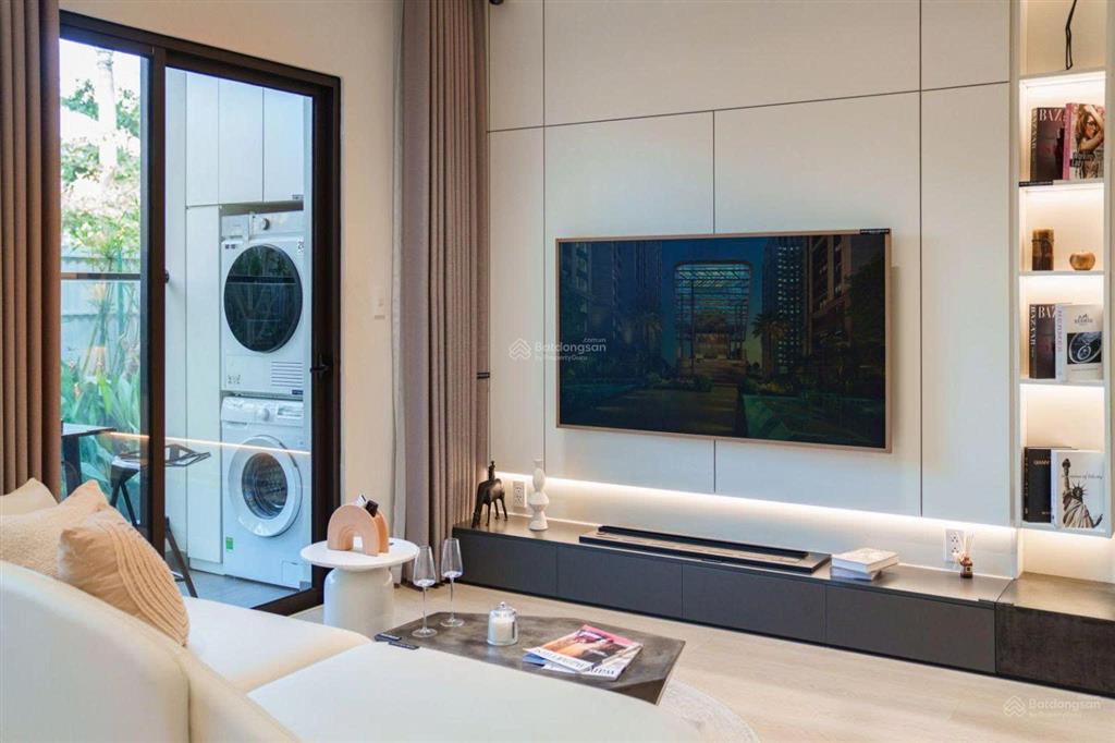 Căn 57m  2pn  2,2 tỷ  có 30%(700tr) ký nhận nhà  tầng trung đẹp