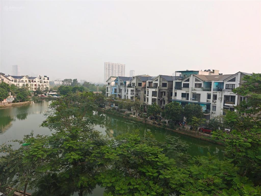 Cần cho thuê biệt thự flc đại mỗ sát aeon mall hà đông!