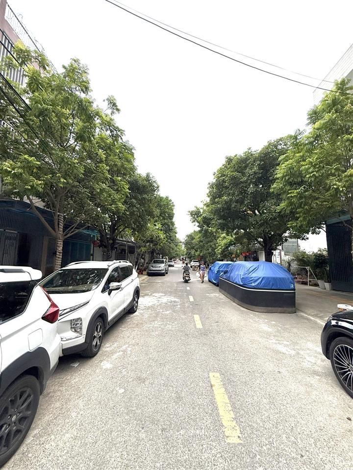 8ty9 sở hữu nhà 2 tầng mặt tiền đường 7m5. sơn trà. thiện chí cho làm việc trực tiếp chủ.