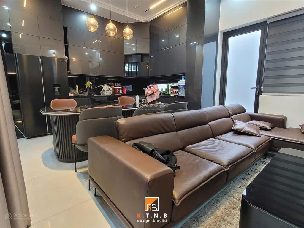 Bán nhà 4 tầng nguyễn hành cạnh công viên thanh niên. giá 10,9 tỷ tl