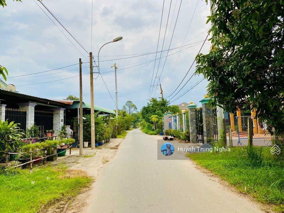 Bán gấp miếng đất (7x18m) giá 1 tỷ 380 đường hồ văn tắng xã tân phú trung ngay vinhome củ chi