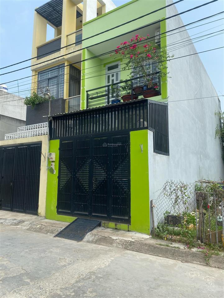 Bán nhà trường lưu thủ đức đường 8m 50m2 2 tầng 3pn tặng nội thất chỉ 4,3 tỷ