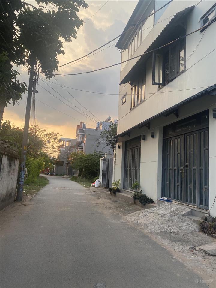 Bán đất long phước chỉ 3,1 tỷ 74m2 full thổ cư hẻm xe hơi 6m