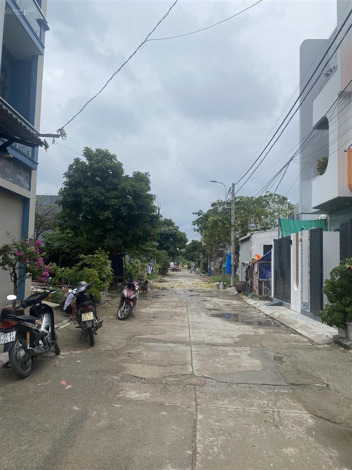 Bán nhà 3 tầng kdc châu long  long phước chỉ 4.1 tỷ