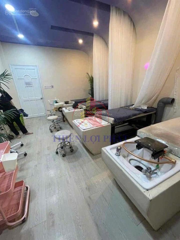 Cho thuê nhà nguyên căn hxh nguyễn gia trí, p.25, q. bình thạnh . 4mx21m / 4 tầng
