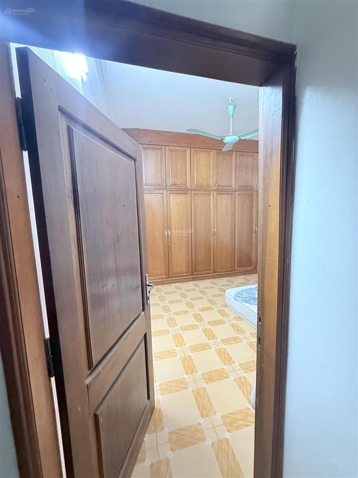 Cho thuê nhà riêng 6pn, 3wc, 150m2, 15 triệu tại đặng xuân bảng, định công, hà nội