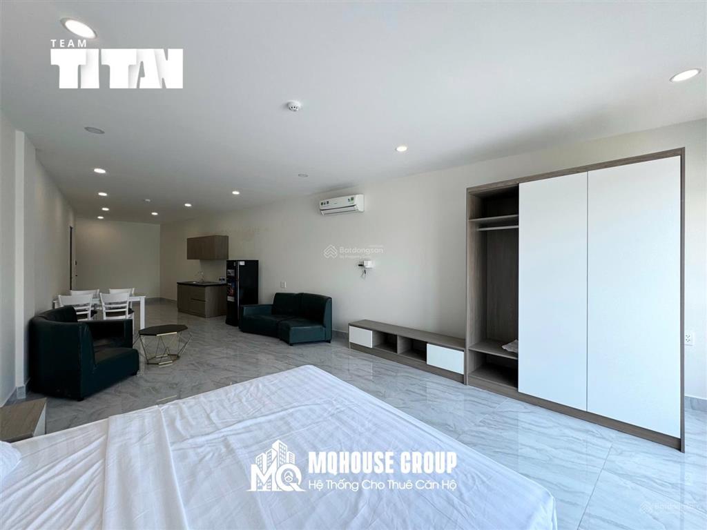 Cho thuê căn hộ studio cao cấp, view sông, nhà mới 100%, gần ung văn khiêm