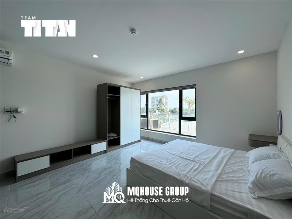 Cho thuê căn hộ studio cao cấp, view sông, nhà mới 100%, gần ung văn khiêm