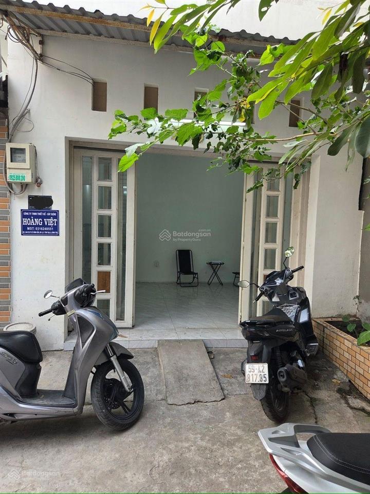 Cơ hội đầu tư / an cư nhà đẹp nở hậu gần khu tên lửa hẻm xe hơi không lộ giới 0918 394 ***