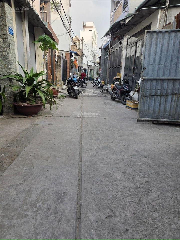 Cơ hội đầu tư / an cư nhà đẹp nở hậu gần khu tên lửa hẻm xe hơi không lộ giới 0918 394 ***