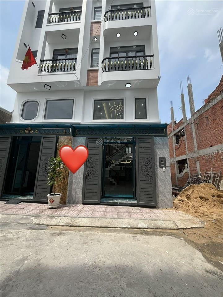Nhà 5 tầng sát khu tên lửa  aeon bình tân (5pn) hẻm xe hơi 8m khu phân lô nhà cao tầng