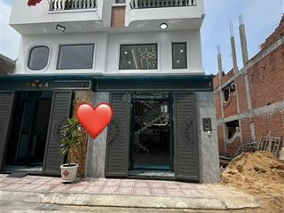 Nhà 5 tần sát khu tên lửa  aeon bình tân (5pn) hẻm xe hơi 8m khu phân lô nhà cao tần