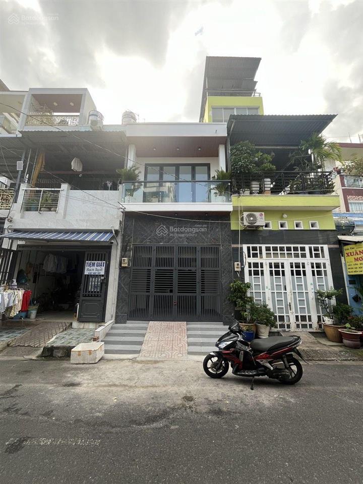Nhà khu phân lô tên lửa, sát aeon binh tân bến xe miền tây (4x18,5m) hẻm 8 mét xe hơi quay đầu