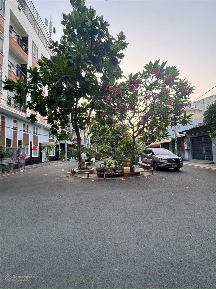 Nhà tân hòa đông  phan anh (4 x 20m) thuộc phân lô hẻm xe hơi có công viên xung quanh