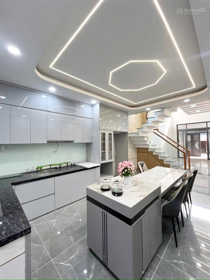 Siêu phẩm 5 tầng an dương vương  giáp quận 6 (dt 80m) hẻm xe hơi thông thoáng, nhỉnh 8