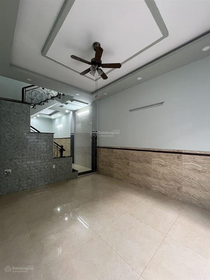 Nhà hương lộ 2  dtsd 62  hẻm xe hơi  shr hoàn công  5 đồng nhỉnh 0918 394 ***