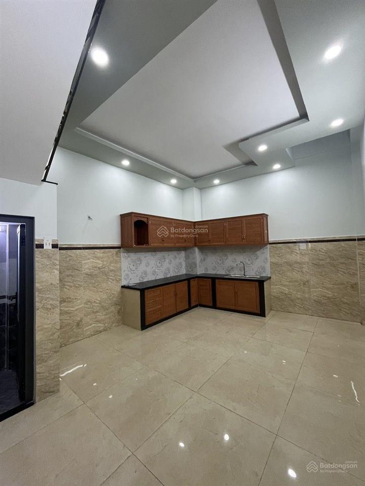 Nhà hương lộ 2  dtsd 62  hẻm xe hơi  shr hoàn công  5 đồng nhỉnh 0918 394 ***