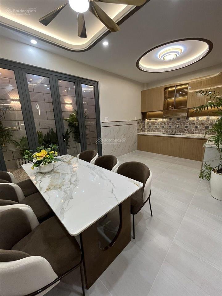 Bán nhà xây mới 3 tầng nguyễn văn luông  vòng xoay phú lâm (dt 75m²) hẻm 5 mét thông thoáng shr 7