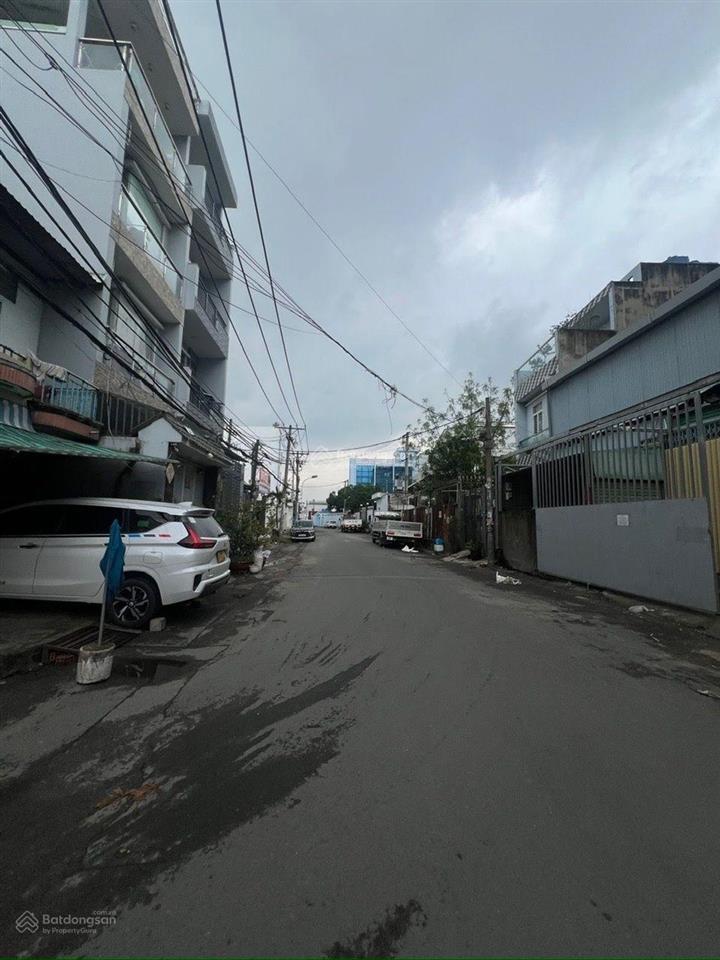 Sát tên lửa  aeon bình tân 5 tầng (5.2x14) hẻm 6 m thông thoáng, có thang máy nội bộ shr nhỉnh 7