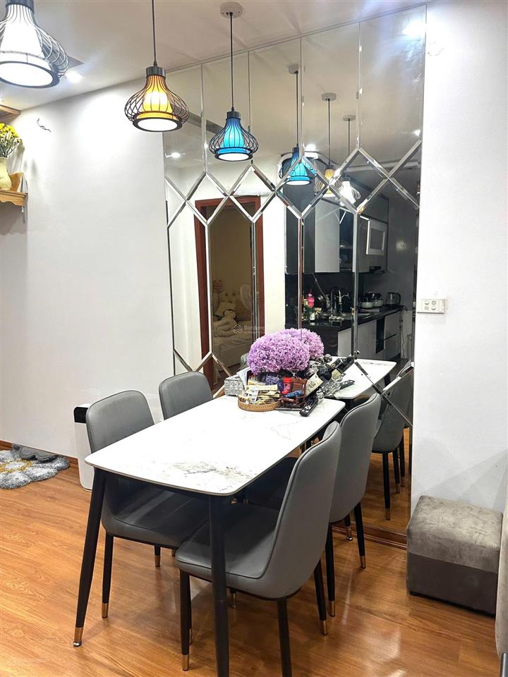 Chính chủ cần bán căn hộ tầng 30 chung cư vp6
