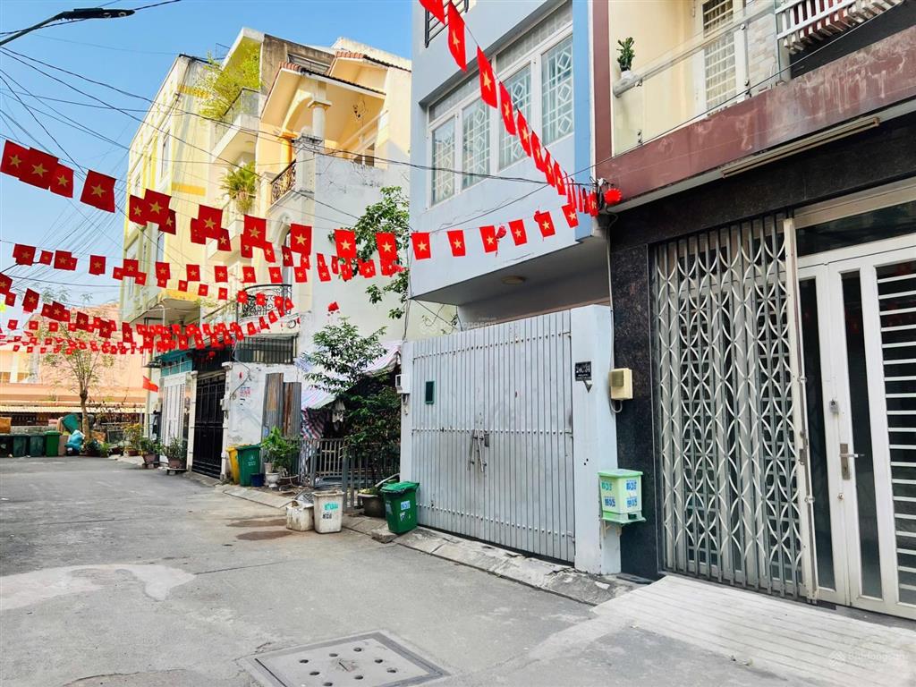 Nhà 3 tầng đường số 5, linh chiểu, thủ đức, 7,5 tỷ, 60m2 view đẹp giá tốt