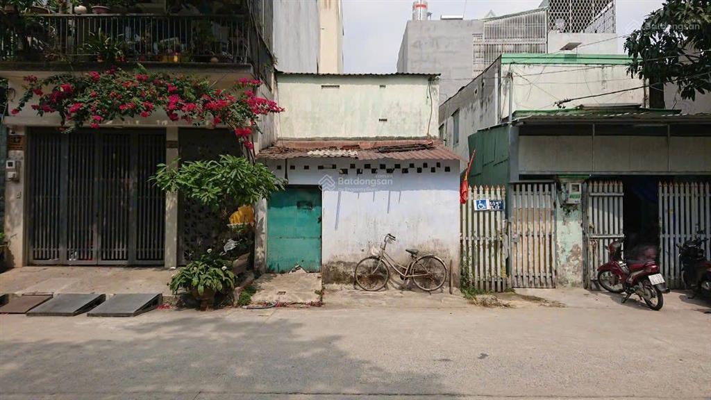 Nhà 5x19m, có 4 phòng trọ mặt tiền đường nhựa 12m, khu dân cư bà điểm, gần chợnhà thờ bà điểm