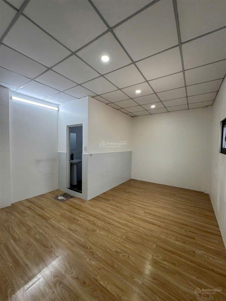 Nhà trệt lửng đúc 4,2x15m, hẻm bà điểm 3 gần trường thpt bà điểm
