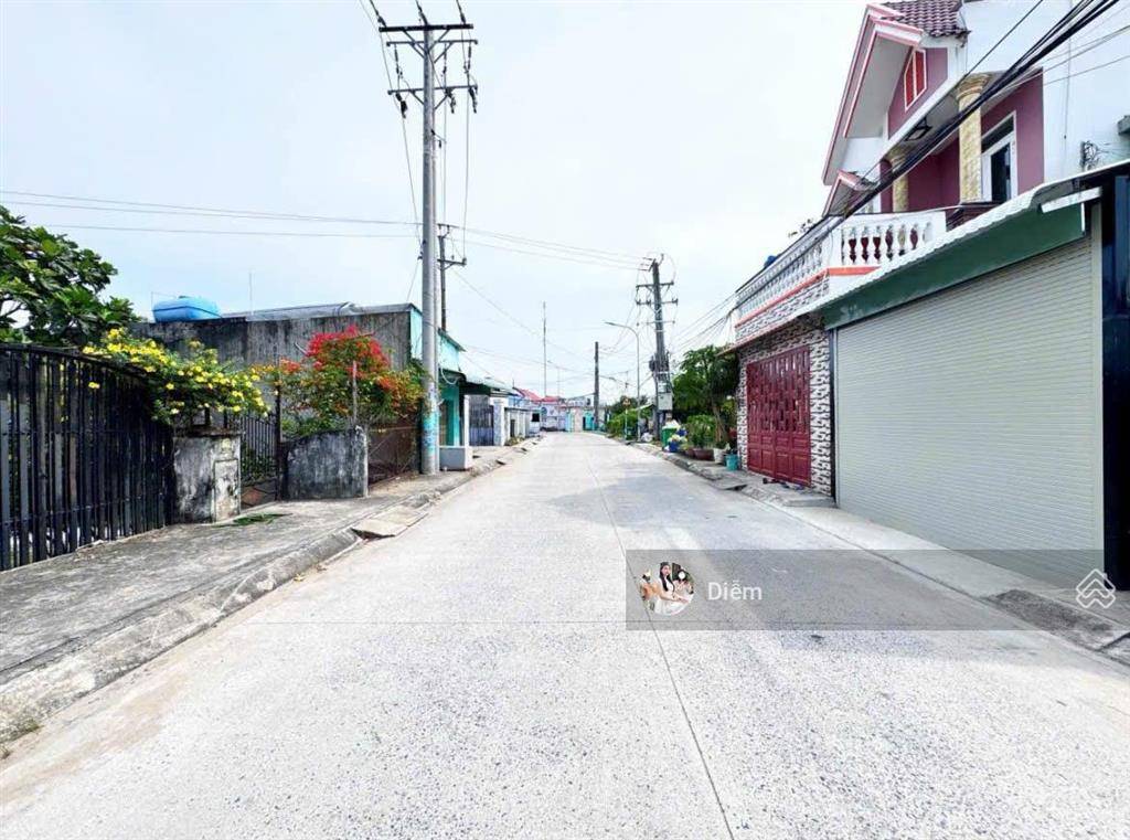 Chủ ngộp bank bán lô đất odt đ.an khương gần kcx linh trung 3, dt 178m2 giá 850tr, dân đông, shr