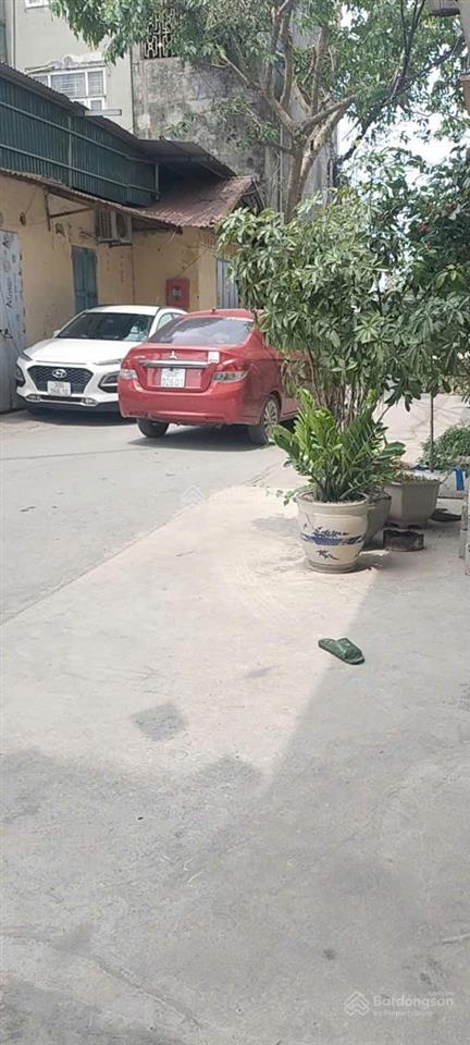 Gấp bán nhà phố quang trung 40m2 4 tầng phân lô ô tô dừng đỗ ngày đêm chỉ 8tỷ hơn