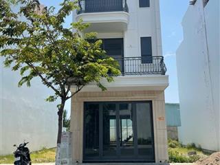 Nhà thô vcn phuớc long 2 chiết khấu cao, thanh toán theo tiến độ, cho thuê dễ dàng