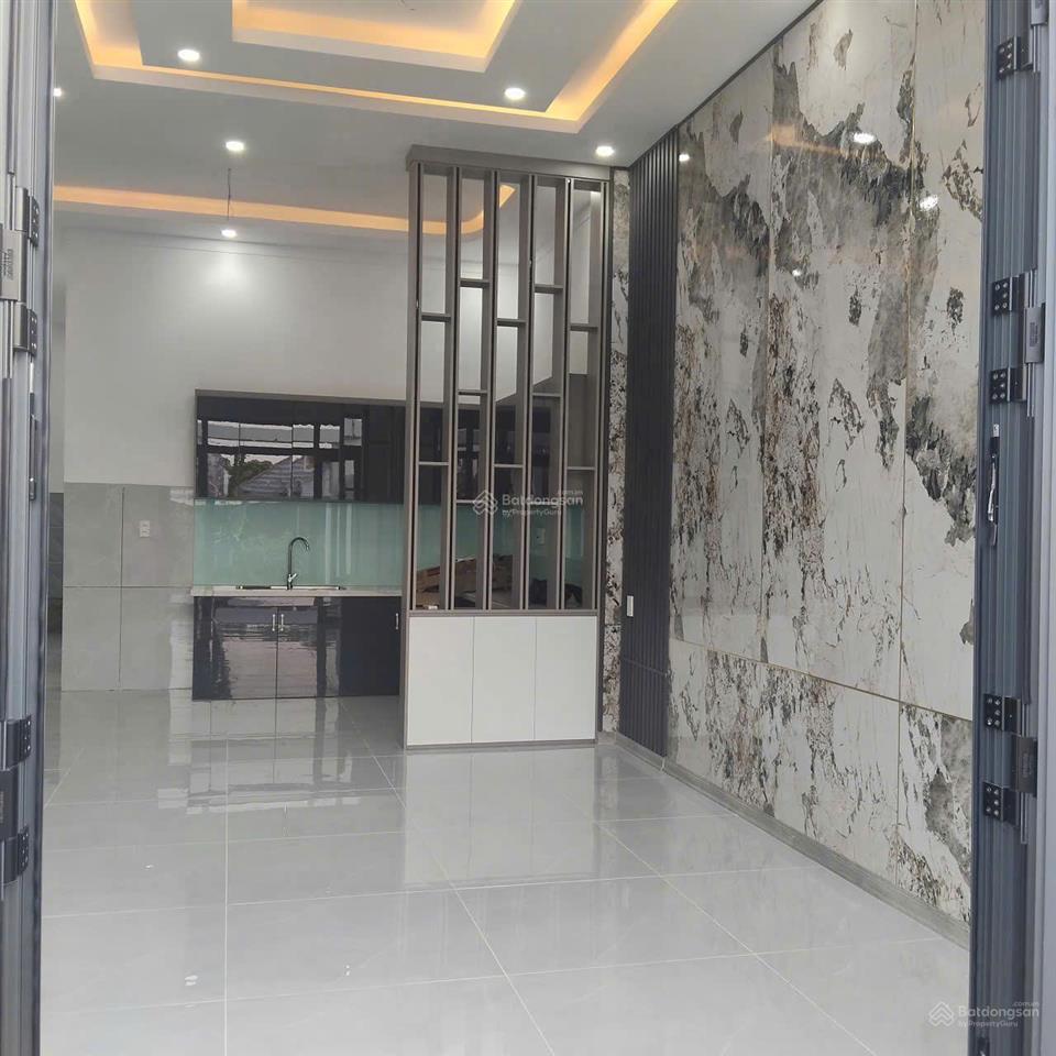 Bán nhà sổ hồng riêng, 100m2 ở lê hồng phong, dĩ an, giá cực chất 1,6 tỷ