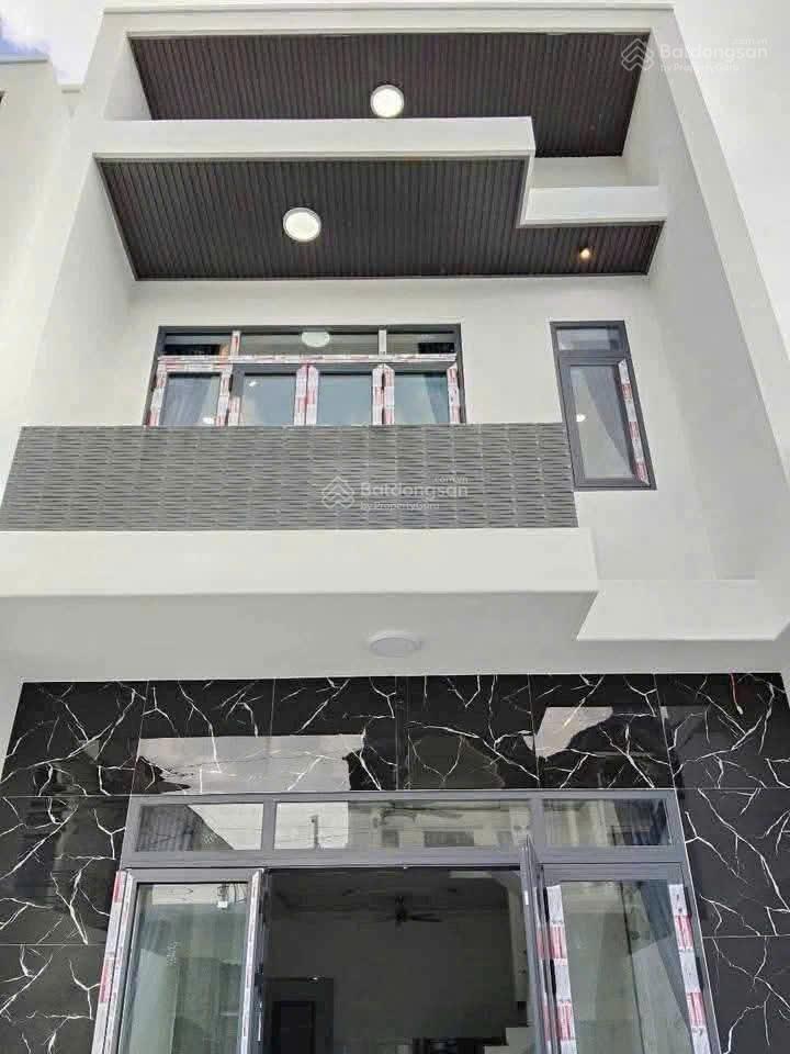 Bán nhà sổ hồng riêng, 100m2 ở lê hồng phong, dĩ an, giá cực chất 1,6 tỷ