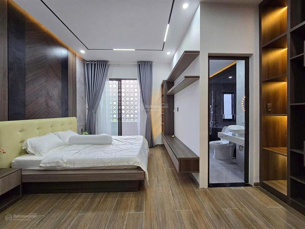 Chính chủ bán nhà 2 lầu (6mx20m) gần chợ phú lợi 2, đường trịnh quang nghị, giá 900 triệu. sổ riêng