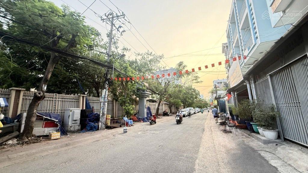 Bán nhà 3 lầu, 100m2, nhỉnh 12 tỷ vnd tại lâm văn bền, tân kiểng, quận 7, tp.hcm