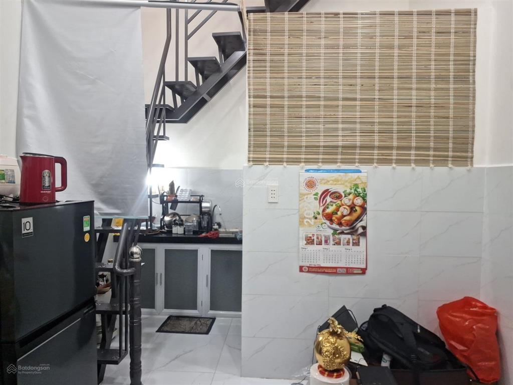 Bán nhà 7.6*24m, huỳnh tấn phát, quận 7 chỉ hơn 8 tỷ, dòng tiền 35tr/tháng