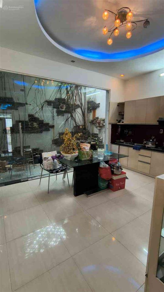 Bán nhà 5*20m phú thuận, quận 7, 15,5 tỷ, 100m2, 4 lầu, tháng máy