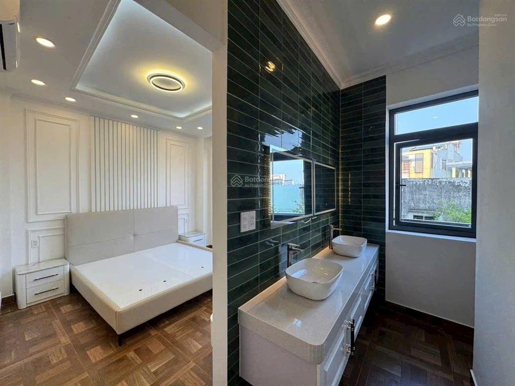 Nhà 8*10m, thang máy, huỳnh tấn phát, p. phú thuận, q7, tp.hcm, chỉ hơn 7 tỷ