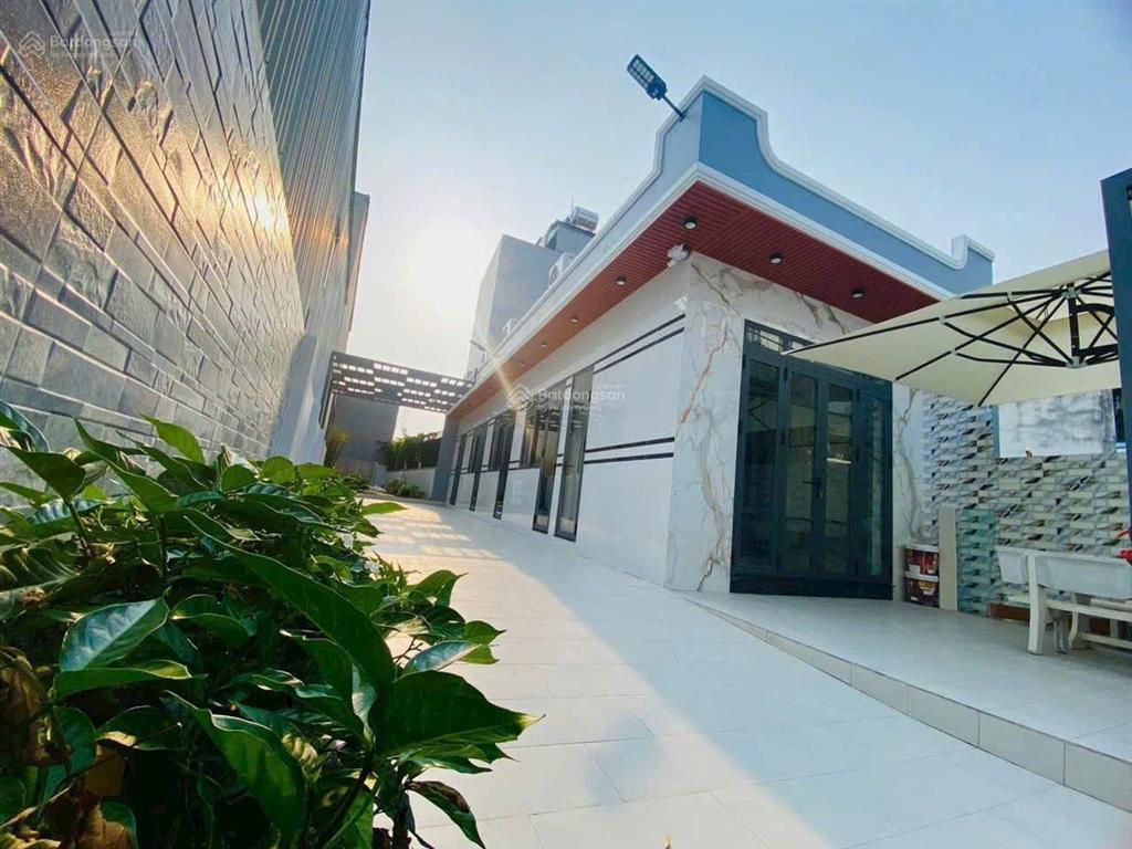 Bán nhà sân vườn 6.8*20m, huỳnh tấn phát, nhà bè, 6,8 tỷ, 160m2