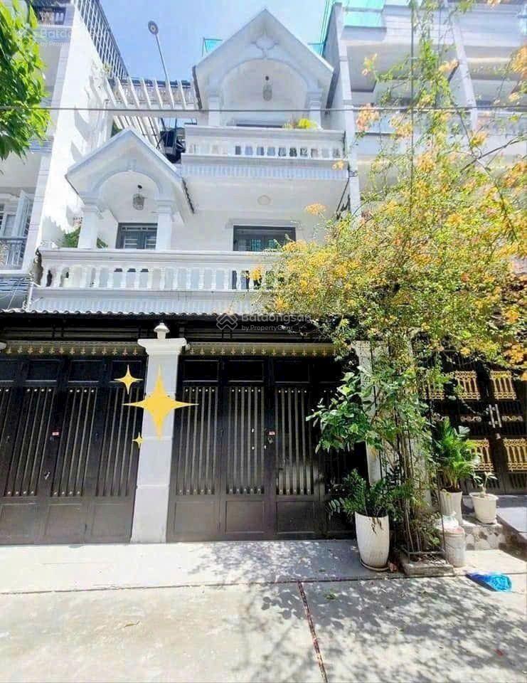 Bán nhà 6.4*14m, 4wc tại lê văn lương, nhà bè, giá cực chất 6,5 tỷ, 84m²