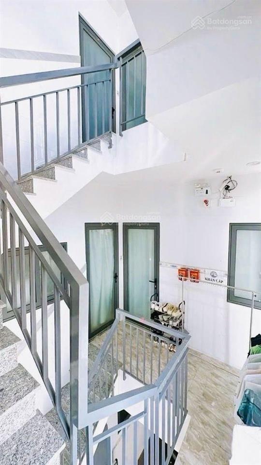 Bán chdv 7.2*13m, đoàn văn bơ, quận 4, chỉ hơn 8 tỷ, dòng tiền 40tr/ tháng