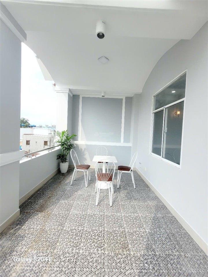 Mặt tiền bùi văn ba 12x21m, 35 tỷ, 259 m2, dòng tiền 60tr/tháng