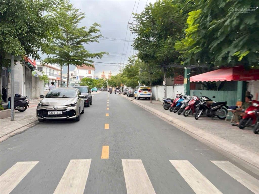 Bán đất 5*19m, đường số lâm văn bền, quận 7 chỉ 9,5 tỷ