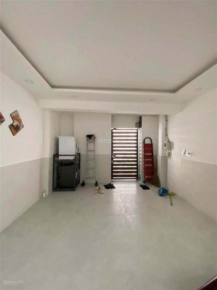 Bán nhà 4.5x17m, phú thuận, quận 7, 8,8 tỷ, dòng tiền 45tr/tháng