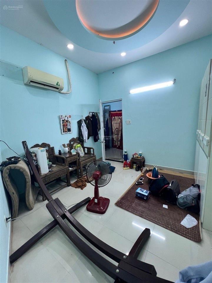 Bán nhà 4.2 tỷ, trần xuân soạn, q.7 , 5*10m , 3pn