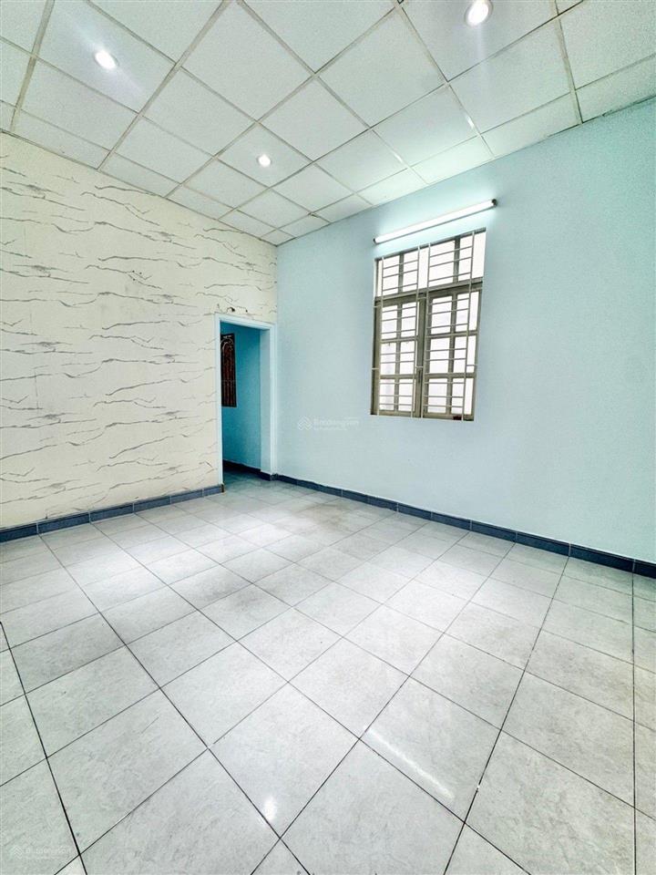 Bán nhà 4.2*21m bùi văn ba, 9,1 tỷ, quận 7, hẻm xe hơi 6m