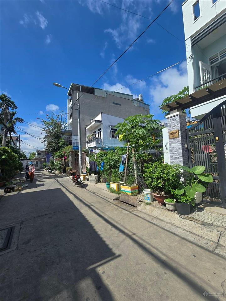 Bán nhà 5*17m, phạm hữu lầu, xã phước kiển, sát quận 7, giá 5.2 tỷ