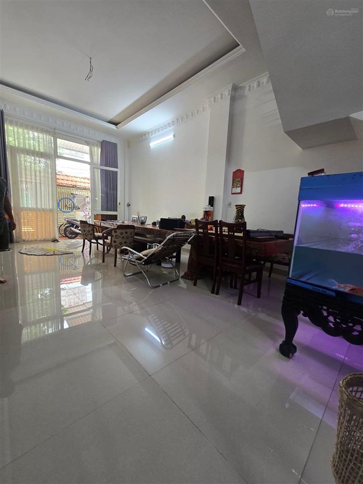 Bán nhà 5*17m, phạm hữu lầu, xã phước kiển, sát quận 7, giá 5.2 tỷ