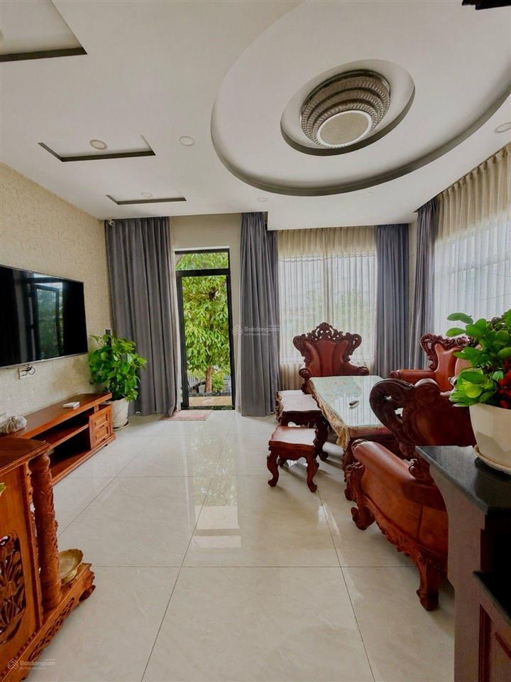 Mặt tiền kinh doanh 110m2 lê văn lương, 11,5 tỷ, cạnh làng đại học